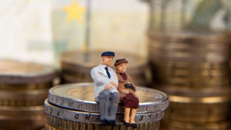 Мултифондове: Депутатите одобриха реформа във втория пенсионен стълб